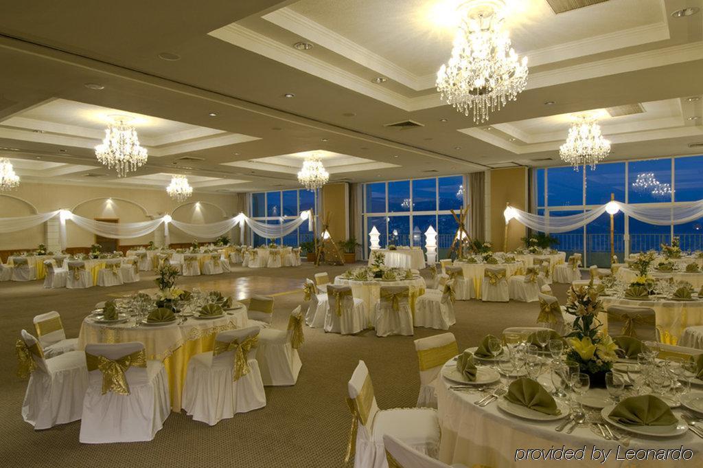 Krystal Beach Acapulco Restaurant foto